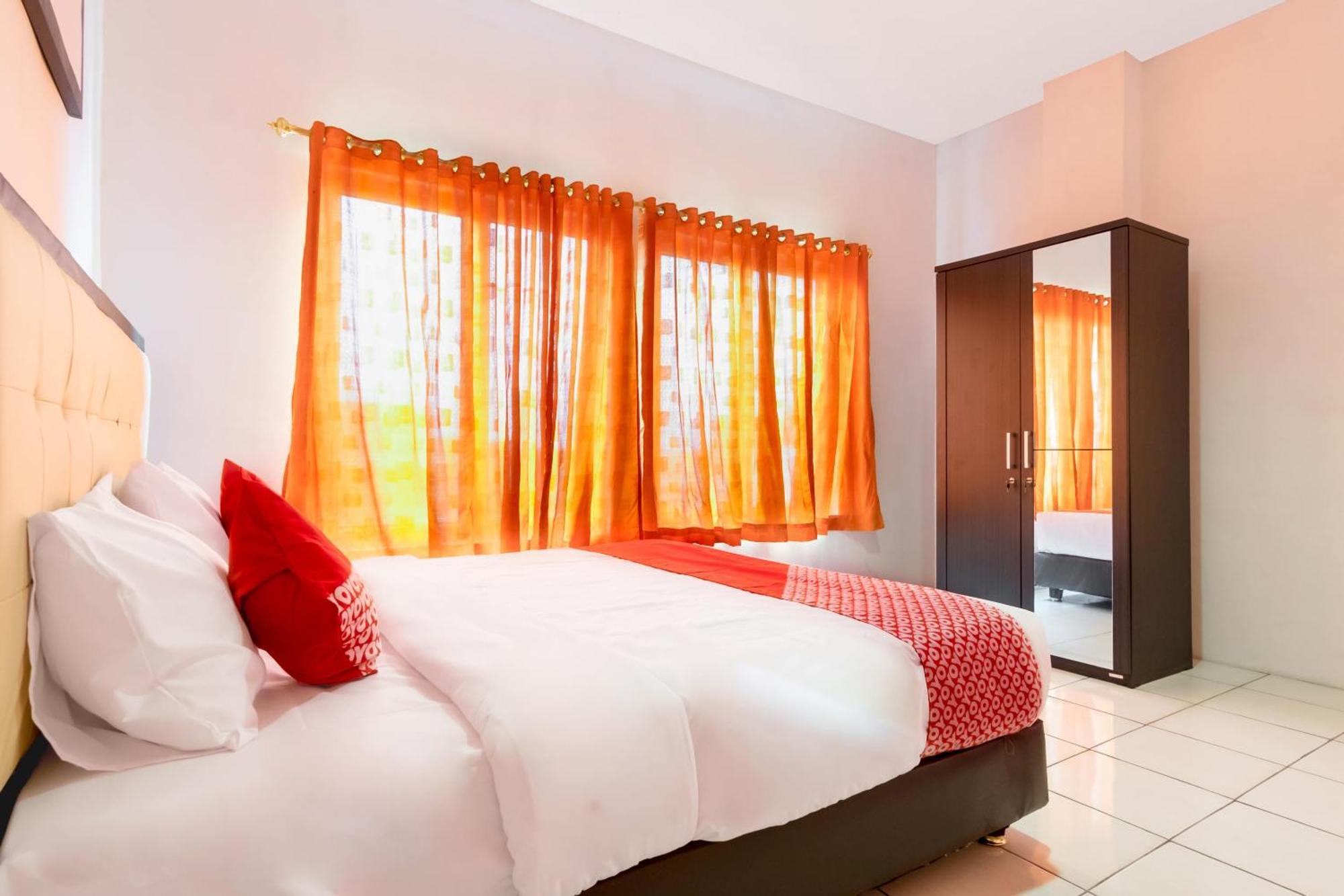 Oyo 622 Bakti Homestay Medan Exterior photo